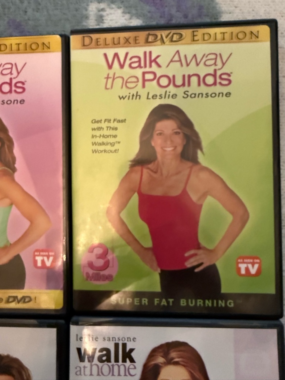 Walk Away the Pounds - Leslie Sansone - Picture 10 of 15